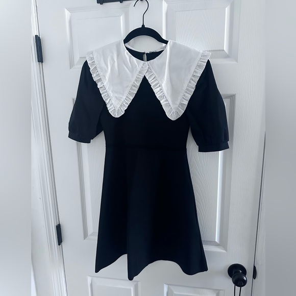 Peter Pan collar dress with puffy sleeves - Picture 1 of 4